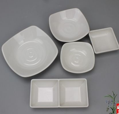Un buen precio. Artículos de mesa de melamina de color blanco de gran tamaño de plástico en línea