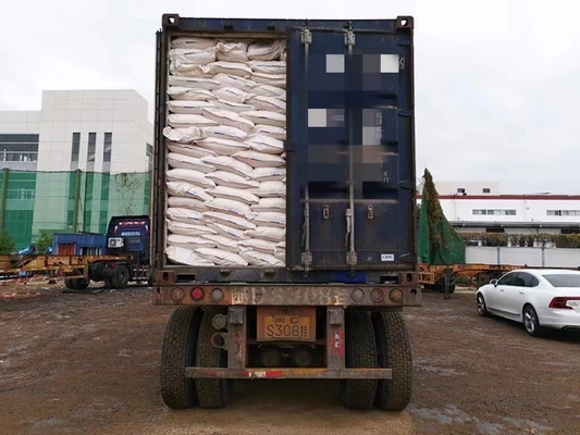 Un buen precio. La resina de formaldehído de urea industrial del grado pulveriza la resina del uF en línea