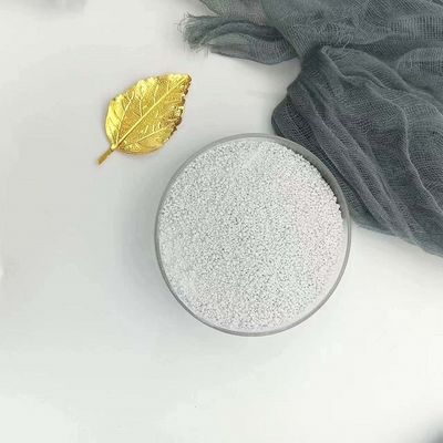 Un buen precio. gránulo disponible del moldeado de la urea del gránulo del uF de la muestra 4kg para la cubierta de asiento de inodoro en línea