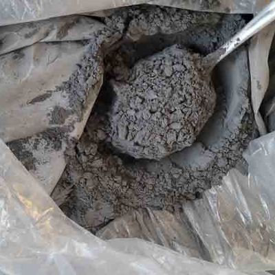 Un buen precio. Polvo negro de la resina de formaldehído de urea para la melamina industrial en línea