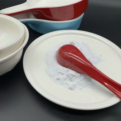 Un buen precio. Polvo de resina de formaldehído de urea blanca con una vida útil de un año y un rendimiento duradero en línea