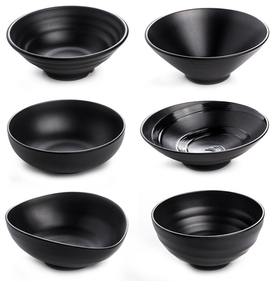 Un buen precio. El servicio de mesa hermoso de la melamina fija el cuenco negro de los Ramen de Chien del japonés para el banquete en línea