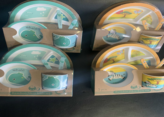 Un buen precio. Sistema de bambú del vajilla de los niños del servicio de mesa de la fibra de la melamina en línea