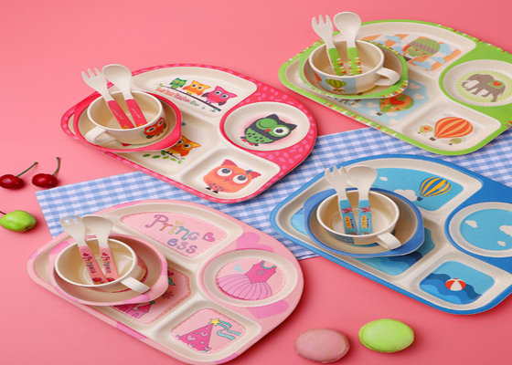 Un buen precio. Cuenco de bambú del bebé de la fibra que alimenta a BPA niños libres sistema del servicio de mesa en línea