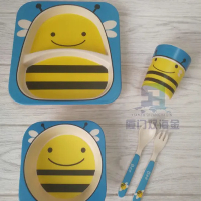 Un buen precio. El servicio de mesa de los niños de bambú del hogar, servicio de mesa de bambú de la fibra en línea