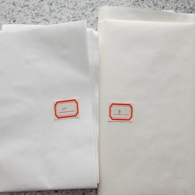 Un buen precio. la melamina de 1000X700m m 40gsm 45gsm cubrió el papel para el vajilla de la melamina en línea