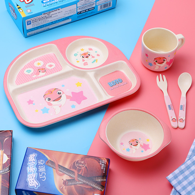 Un buen precio. El pequeño servicio de mesa de la melamina del bebé fija lavado fácil difícilmente para romperse en línea