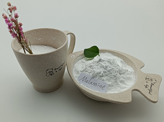 Un buen precio. Melamina Crystal Powder Industrial Grade CAS 9003-08-1 del cartón 99,8% en línea